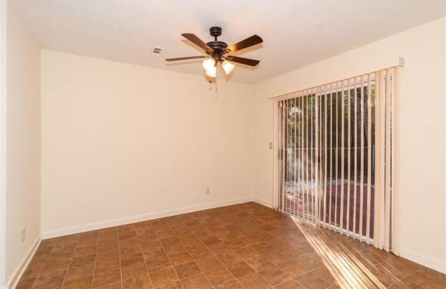 298 Kimberly Way SW Gallery 4