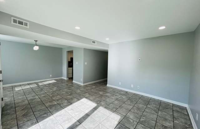 CHARMING CONDO IN STAFFORD! - 202 Chesterfield Lane, Stafford County, VA 22556