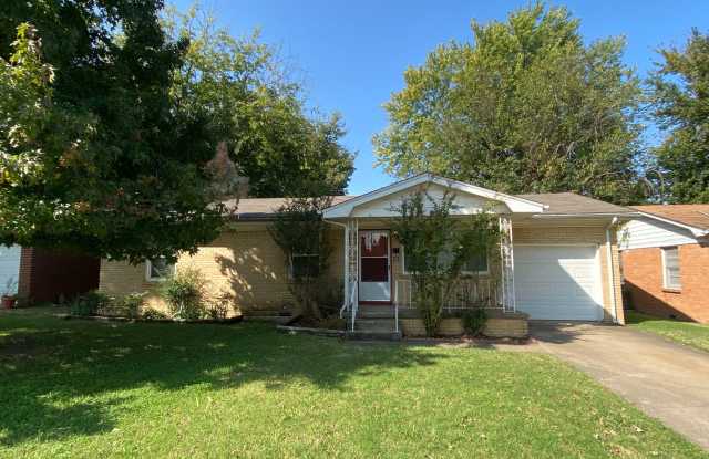 Coming Soon: 3 bedroom, 1 bath Home Ready for Move-In! photos photos