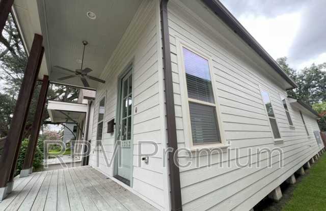 2353 Orpine Ave. Gallery 3