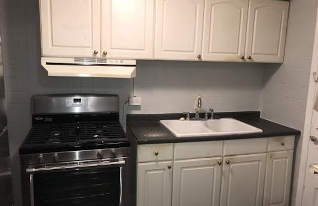 2 Bedroom / 1 Bath Townhome + Garage -- Bellevue/Brighton Heights Area photos photos