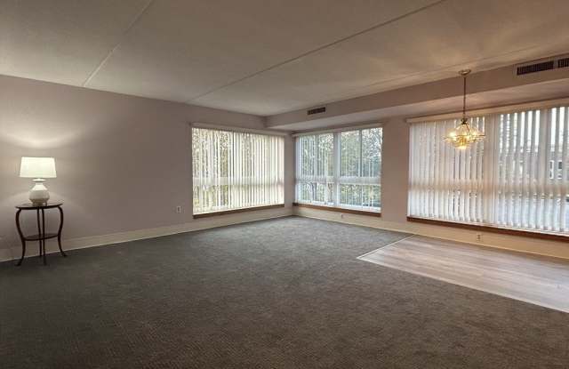 60 Rantoul Street unit: 116 Gallery 3