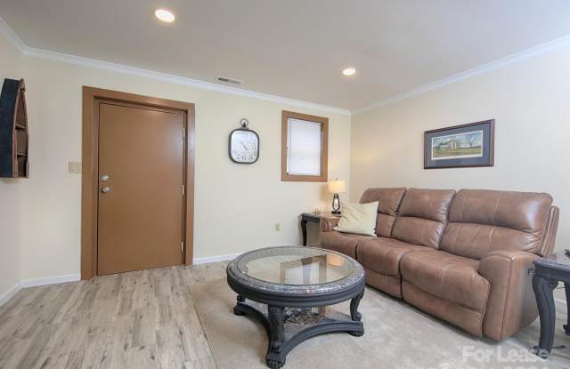 177 Goodman Road photos photos