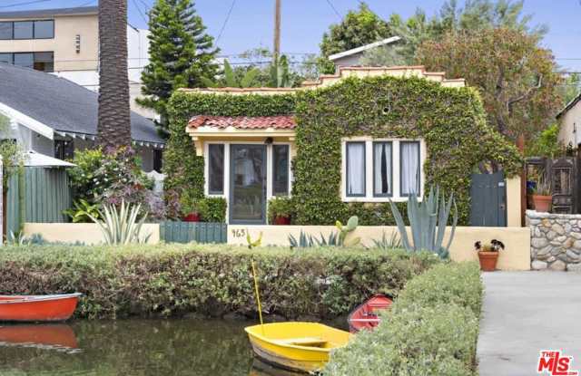 465 CARROLL Avenue - 465 E Carroll Cl, Los Angeles, CA 90291