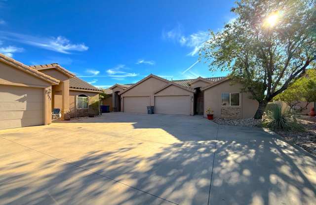 3 Bed, 2 Bath, 2 Car garage Duplex Unit photos photos