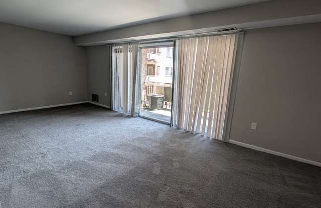 Bristol House Apartments photos photos