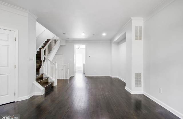 8830 MANSION VIEW Court Gallery 2