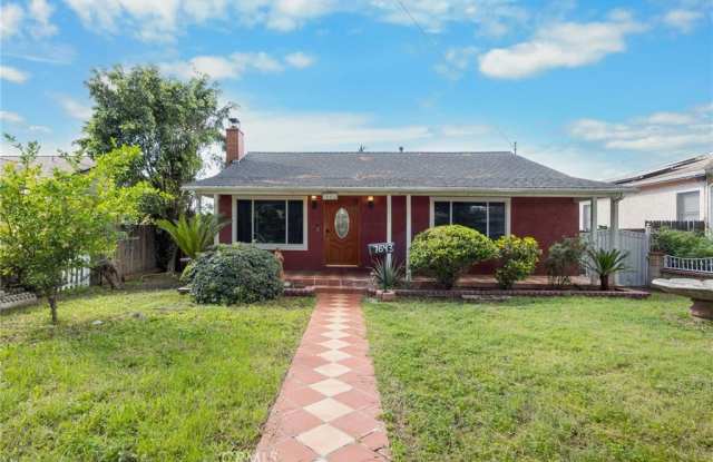 7643 Pickering Avenue photos photos