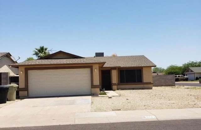 5425 N 74 Drive photos photos