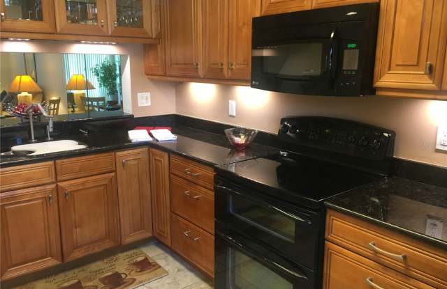 5517 ASHTON WAY Gallery 2