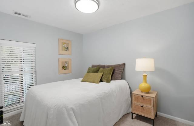 1304 N Alabama St Unit A Gallery 3