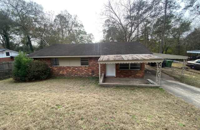 **ON HOLD**East Columbus 3 Bedroom / 1 Bathroom Home for Rent*** photos photos