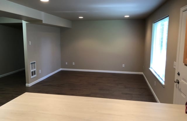 14811 Meadow Road - 3 - 14811 Meadow Rd, Martha Lake, WA 98087