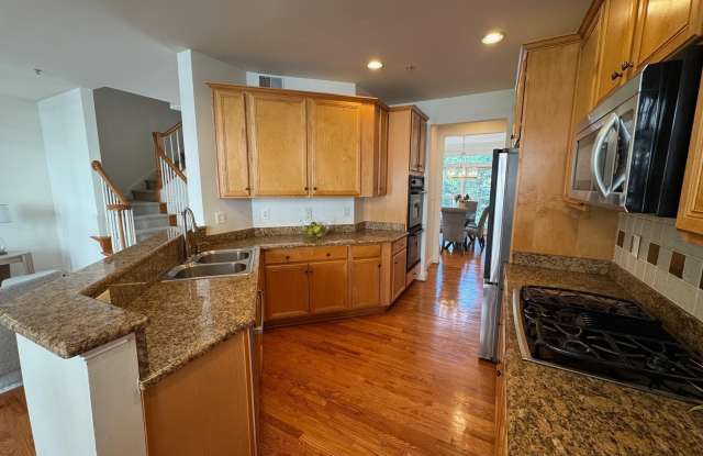 1646 COLONIAL HILLS DRIVE Gallery 4