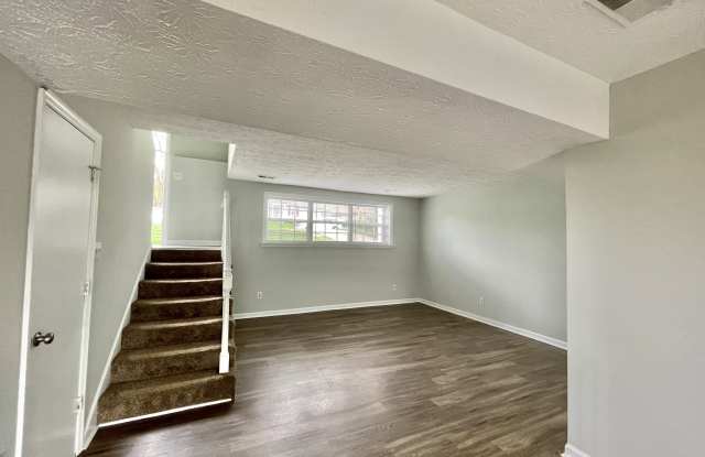 1167 Tatesbrook Dr. Apt A Gallery 3