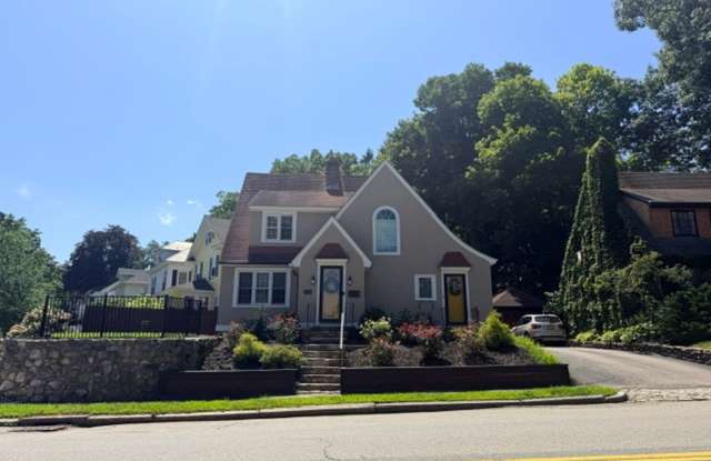 Single Family 3 Bedroom Gallery 3