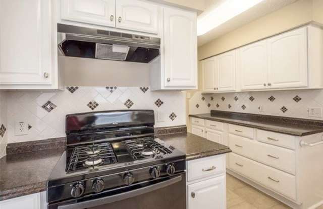 11918 Kirkholm Drive Gallery 4
