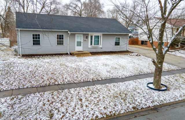 Charming 4-Bedroom Ranch in Sauk Village photos photos Charming 4-Bedroom Ranch in Sauk Village photos photos