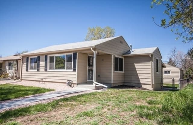 709 Geneva Street - 709 Geneva Street, Aurora, CO 80010