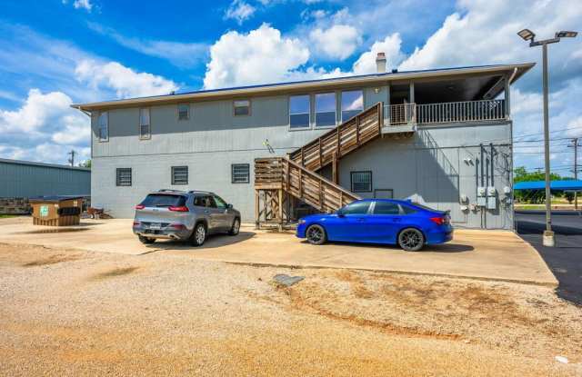 1903 A Junction Hwy Gallery 1