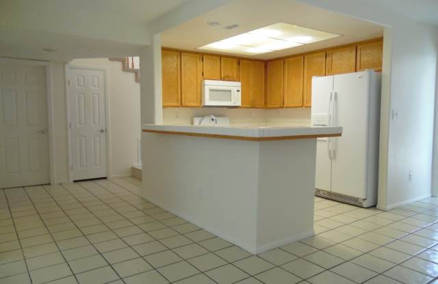 Desert Shores - 4 bedroom Gallery 1