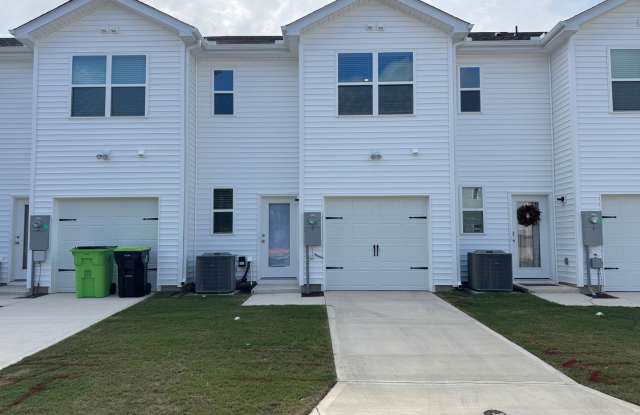 Welcome to Clock Road Townhomes! Gallery 4