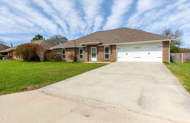 5246 Moore Loop - 5246 Moore Loop, Okaloosa County, FL 32536