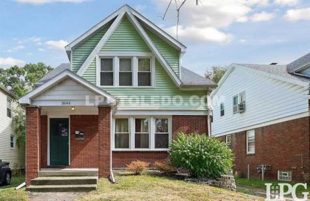 3644 Harley Rd Lower photos photos