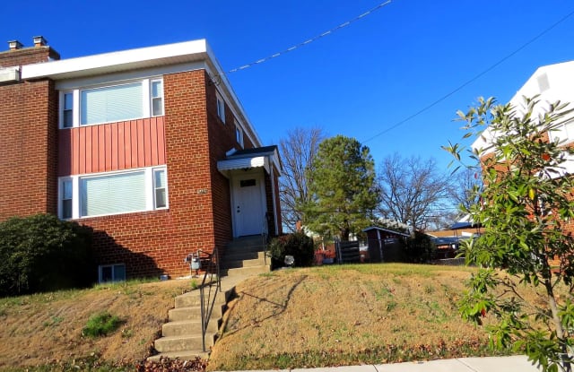 5129 CHILLUM PLACE NE - 5129 Chillum Place Northeast, Washington, DC 20011