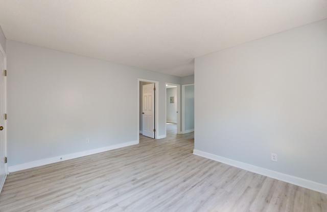 Second Month's Rent Free or $1199 !! Gallery 2