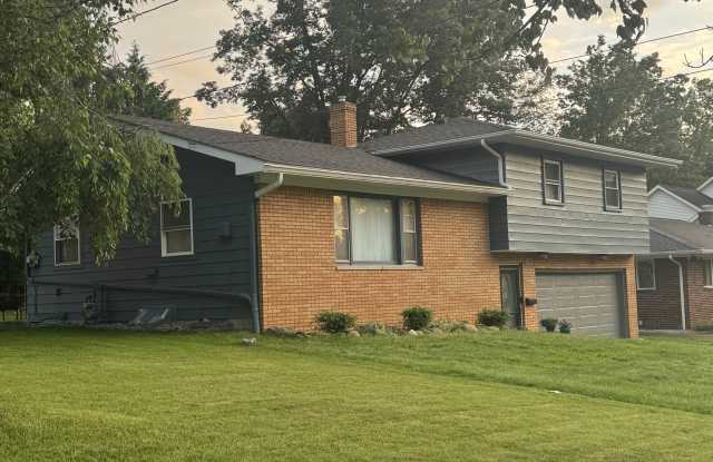 320 Bowman Dr photos photos
