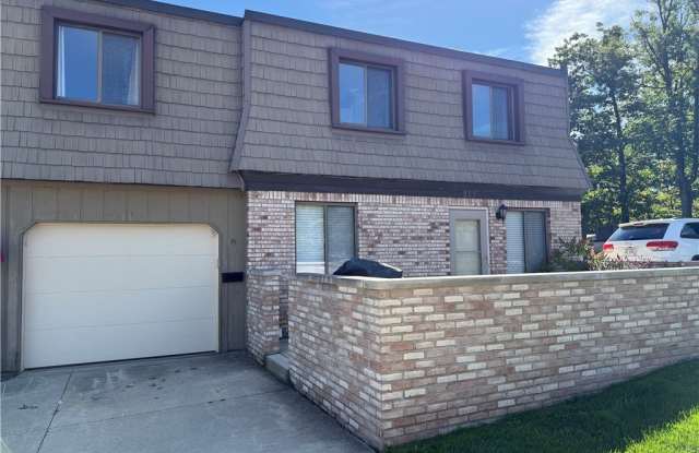 817 Tollis Parkway Gallery 2