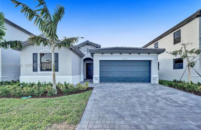 13417 SW 285th St photos photos