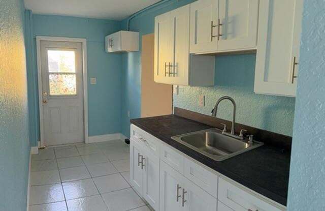 Spacious 1 bed /1 bath apartment in St Pete Beach photos photos