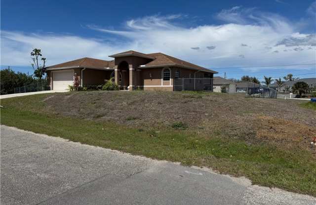 3800 20th Street W photos photos