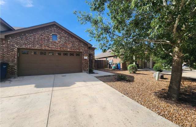 506 Creekside Circle photos photos