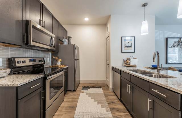 Lenox SoCo photos photos