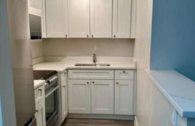 100 York St Apt 3M photos photos