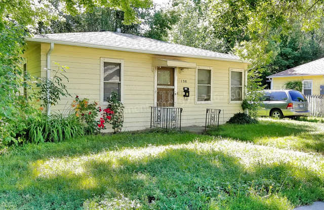 Amazing 2 Bedroom, 1 Bathroom Cottage in Old Town Fort Collins! photos photos
