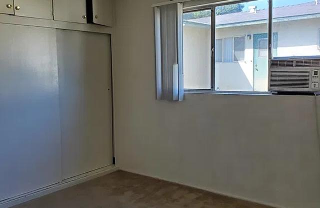 132 Claremont Blvd # 17 Gallery 4