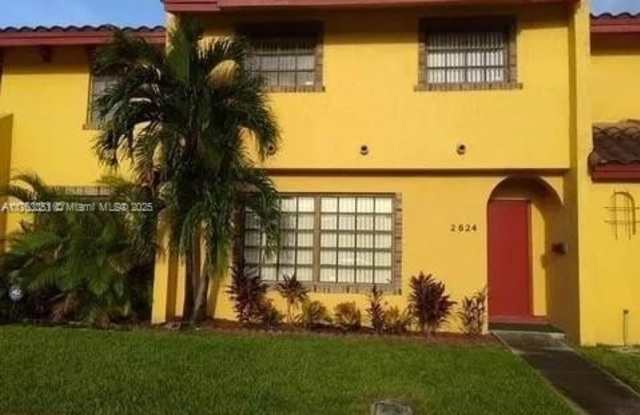 2624 NW 47th Ter photos photos