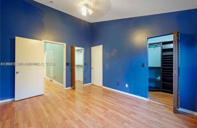 12111 SW 5th Ct photos photos