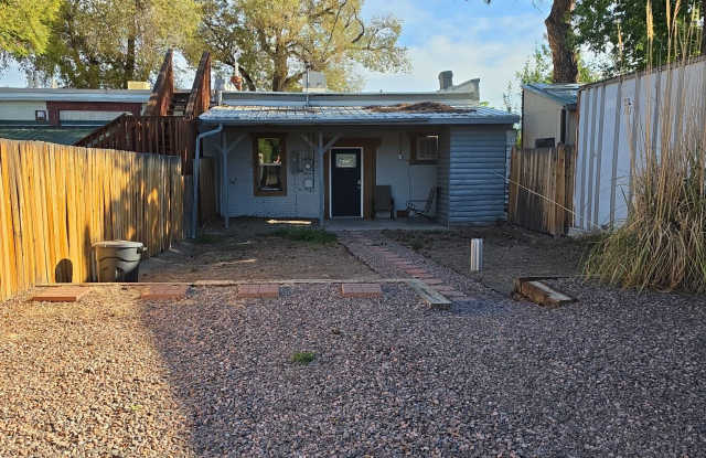 549 W Main St - 2 photos photos