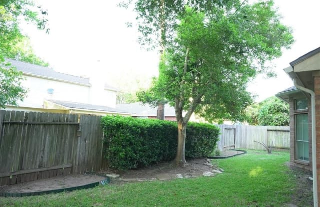 8003 Weeping Willow Pl, Missouri City, TX 77459 - 8003 Weeping Willow Place, Missouri City, TX 77459