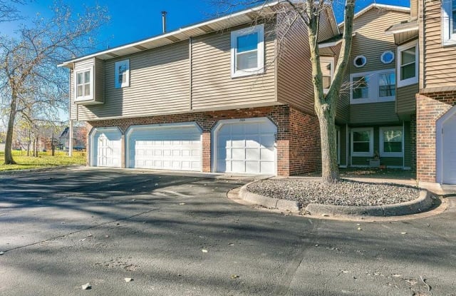 1882 Southpointe Terrace - 1882 Southpointe Terrace, Eagan, MN 55122
