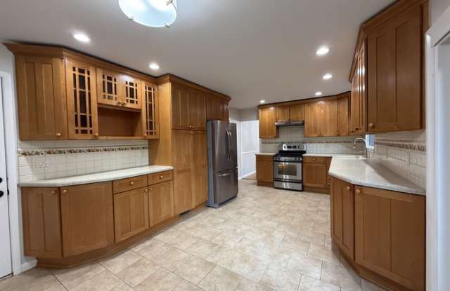 16 Meadowview Drive photos photos