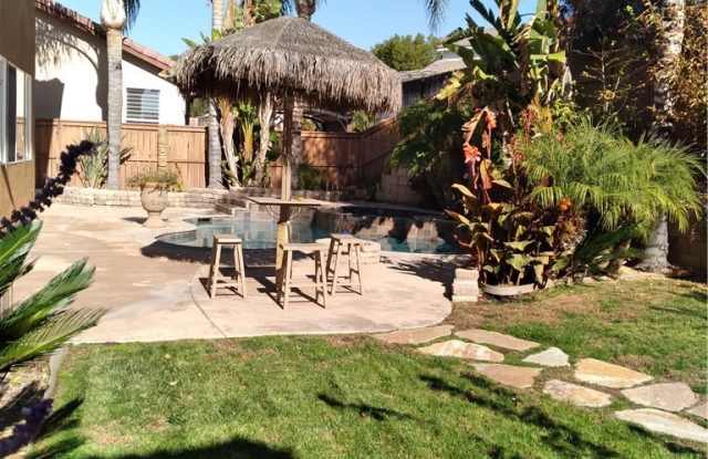 31578 Palomar Gallery 2
