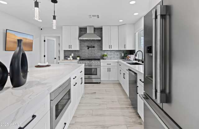 11615 N 30th Street photos photos