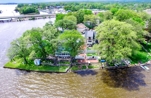 171 Riverside Island Drive - 171 Riverside Island Drive, Fox Lake, IL 60020