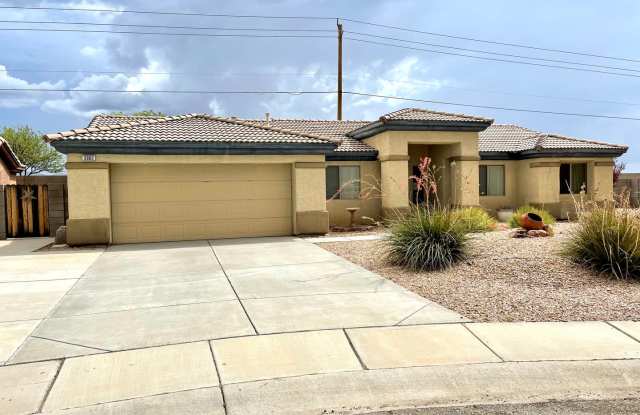 Beautiful 3 Bedroom Home in Cul de Sac! - 3902 Heather Avenue, Kingman, AZ 86401